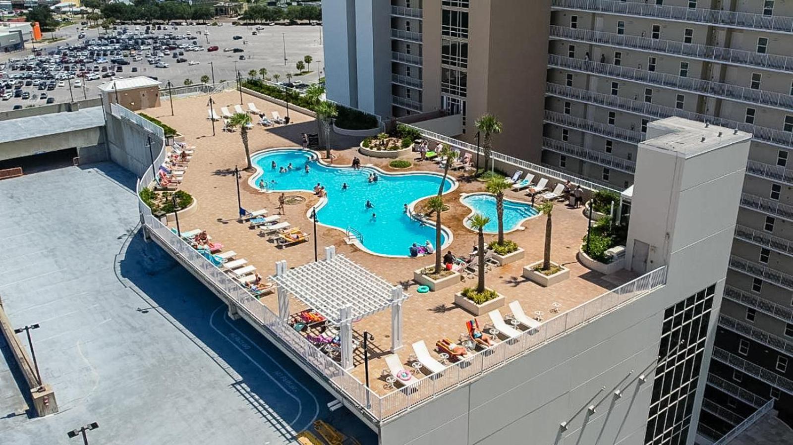 Apartment Blue Turtle At Laketown Panama City Beach