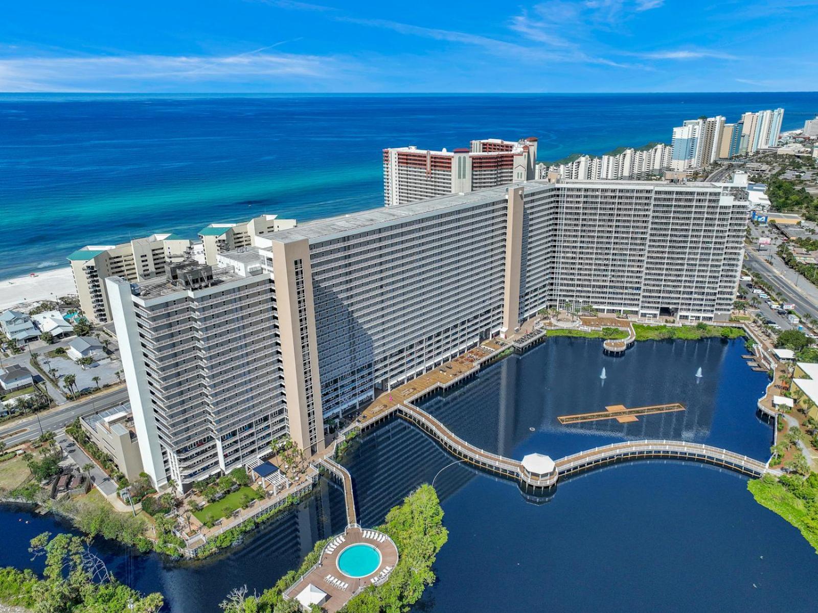 Apartment Blue Turtle At Laketown Panama City Beach